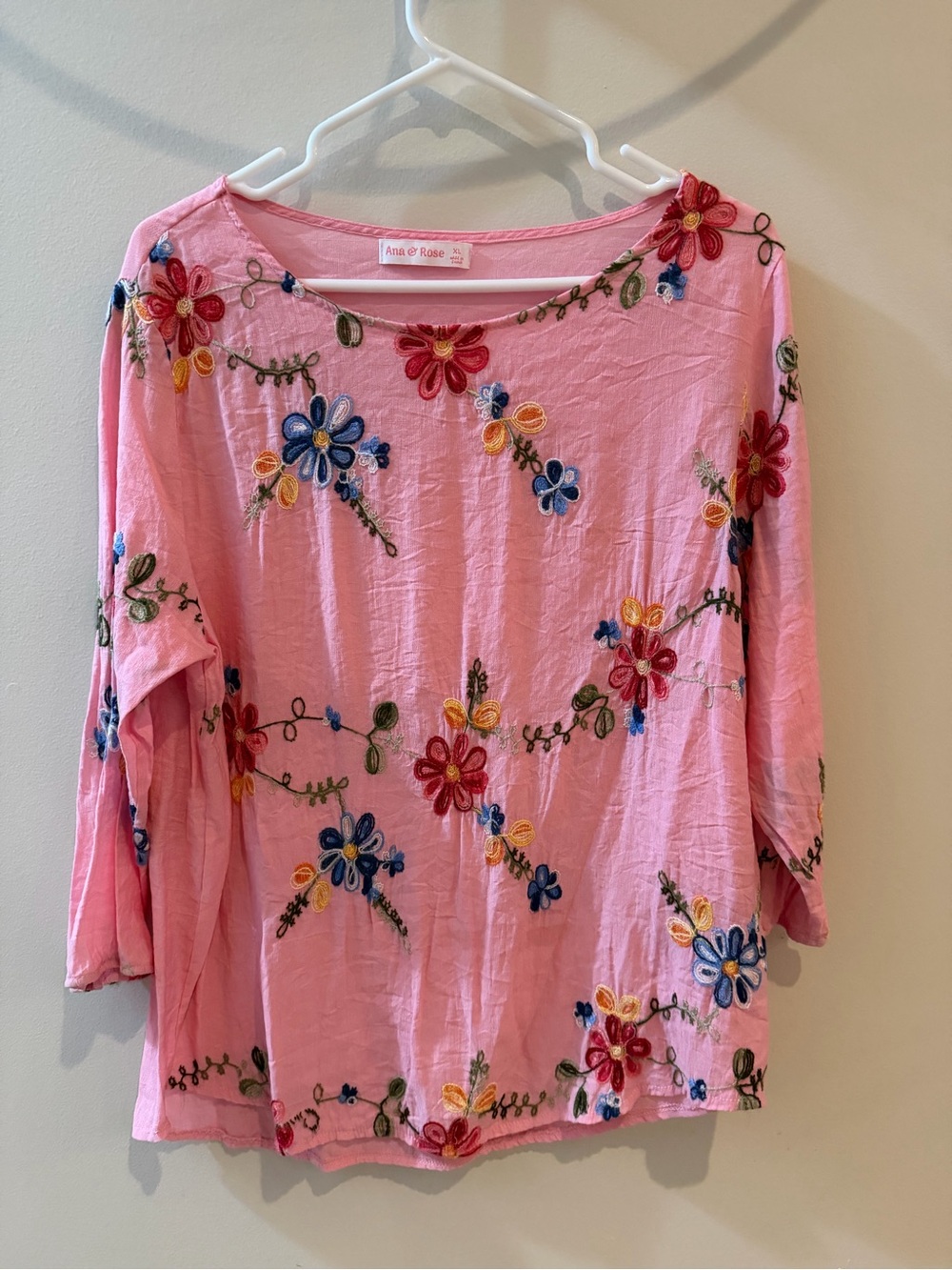 Ana & Rose Pink Floral Embroidered Women's Top XL runs small PTP 20”